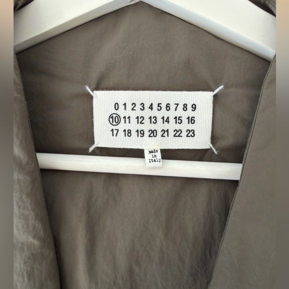 Maison Martin Margiela Recycle
Padded Jacket/ Size 52/ Nylon/KHK/S50BN0449 - Picture 2 of 8